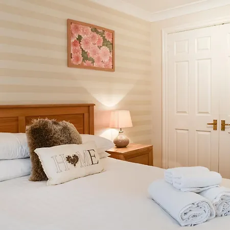 7 Oaklands Tatil Evi *